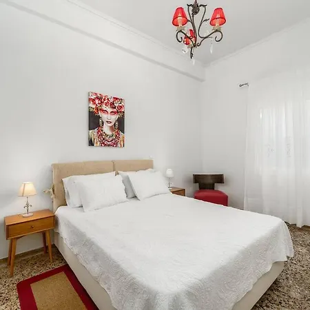 Aphrodites Place Apartment