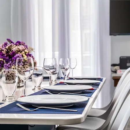 Aphrodites Place Apartment *