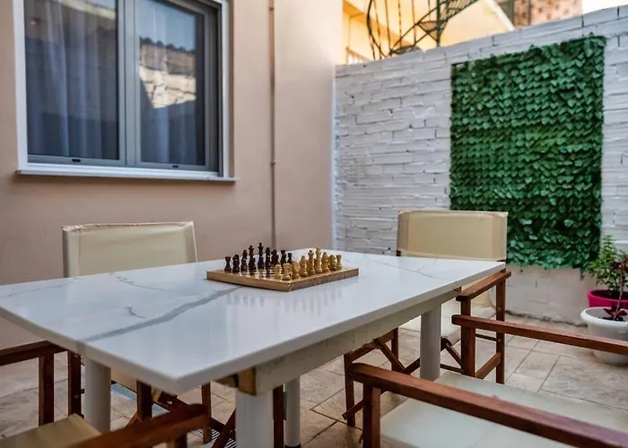 Aphrodites Place Messíni